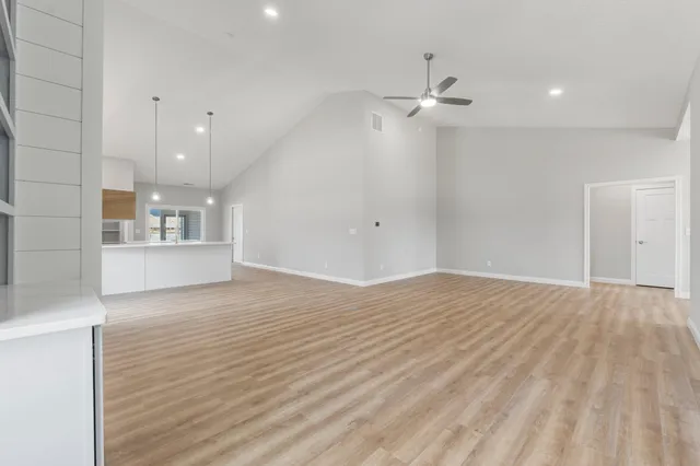 $489,900 | 20 Ln 520 Lake, Fremont, IN 46737