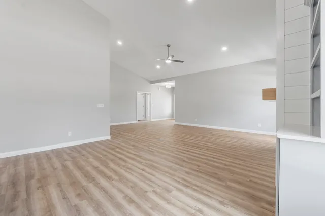 $489,900 | 20 Ln 520 Lake, Fremont, IN 46737