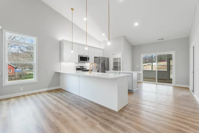 $489,900 | 20 Ln 520 Lake, Fremont, IN 46737