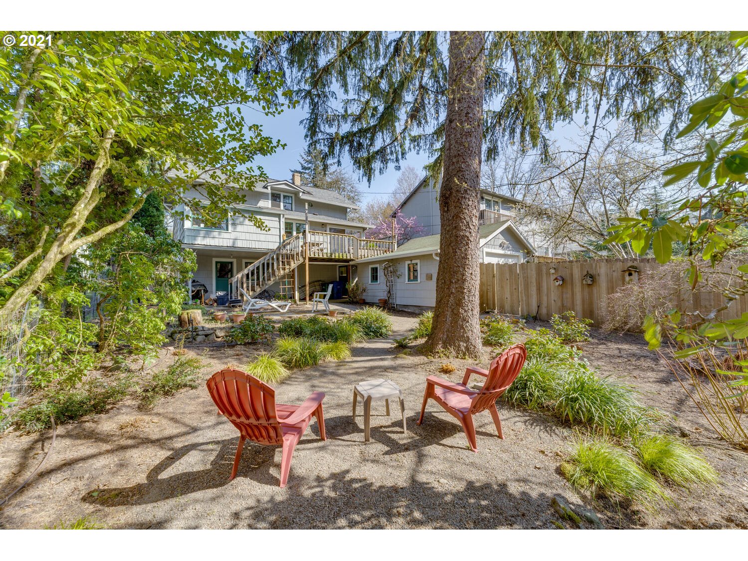 926 Southwest Dolph Street Portland, OR 97219 - Photo 27 of 29 Gallery Image 27
