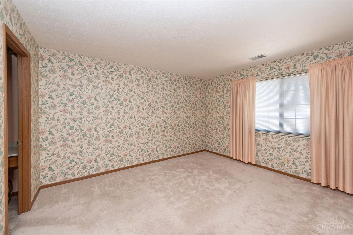 3941 School Section Road, Unit 16 Cincinnati, OH 45211 - Photo 25 of 32