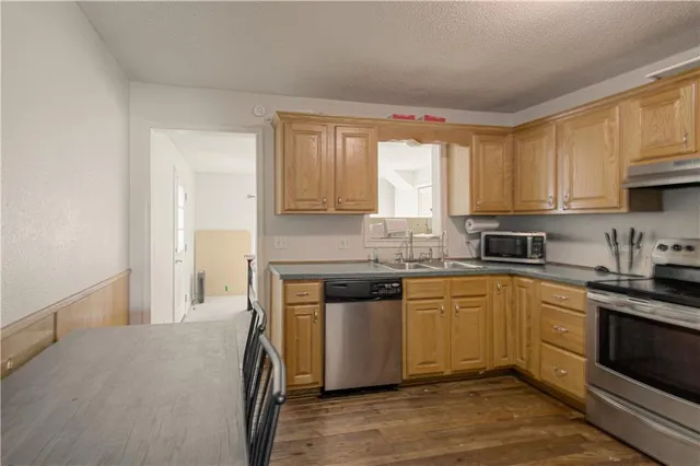 $180,000 | 609 Northeast 76th Terrace, Gladstone, MO 64118