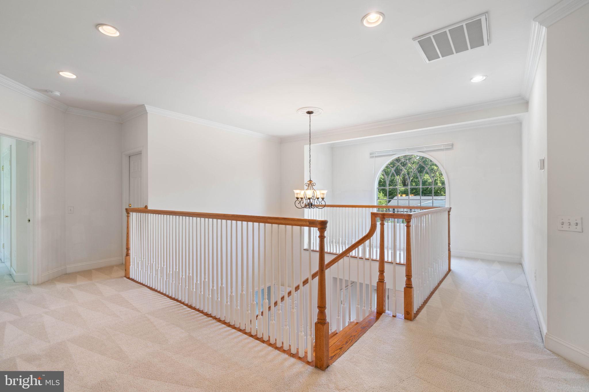 4512 Gage Road Alexandria, VA 22309 - Photo 12 of 69 Upper-level open area