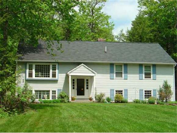 13 Brook Road Amherst, NH 03031 - Photo 1 of 1