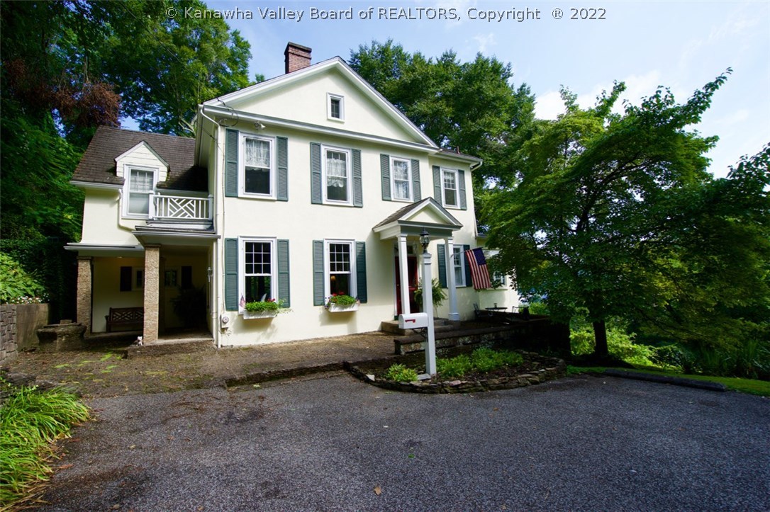 16 Terrace Road Charleston, WV 25314 - Photo 1 of 30 Gallery Image 1