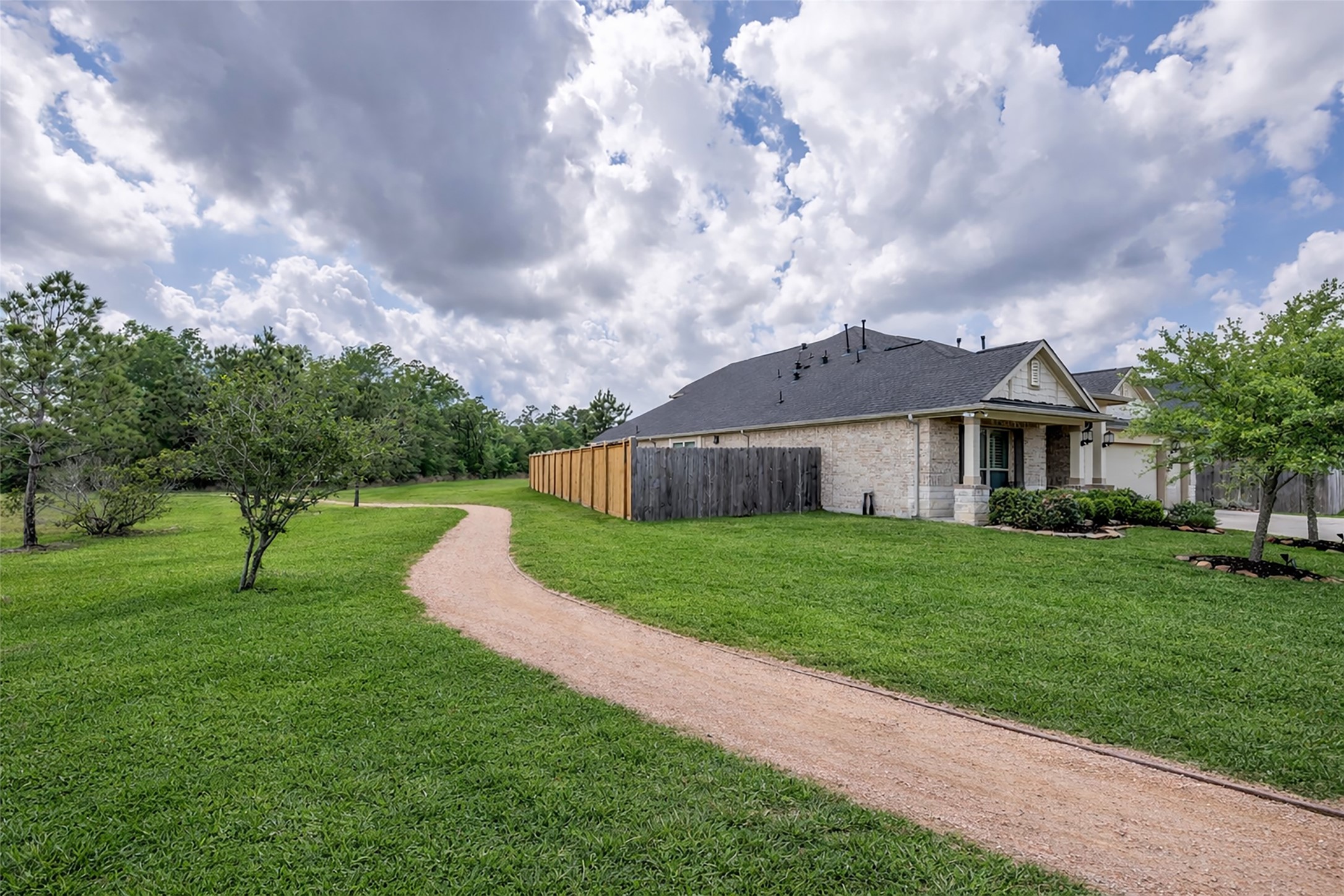 32618 Twilight Gable Court Spring, TX 77386 - Photo 3 of 44