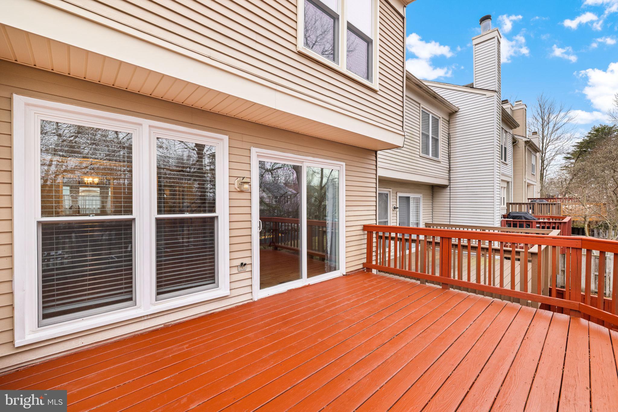 43861 Laburnum Square Ashburn, VA 20147 - Photo 42 of 46 a view of a house with a balcony