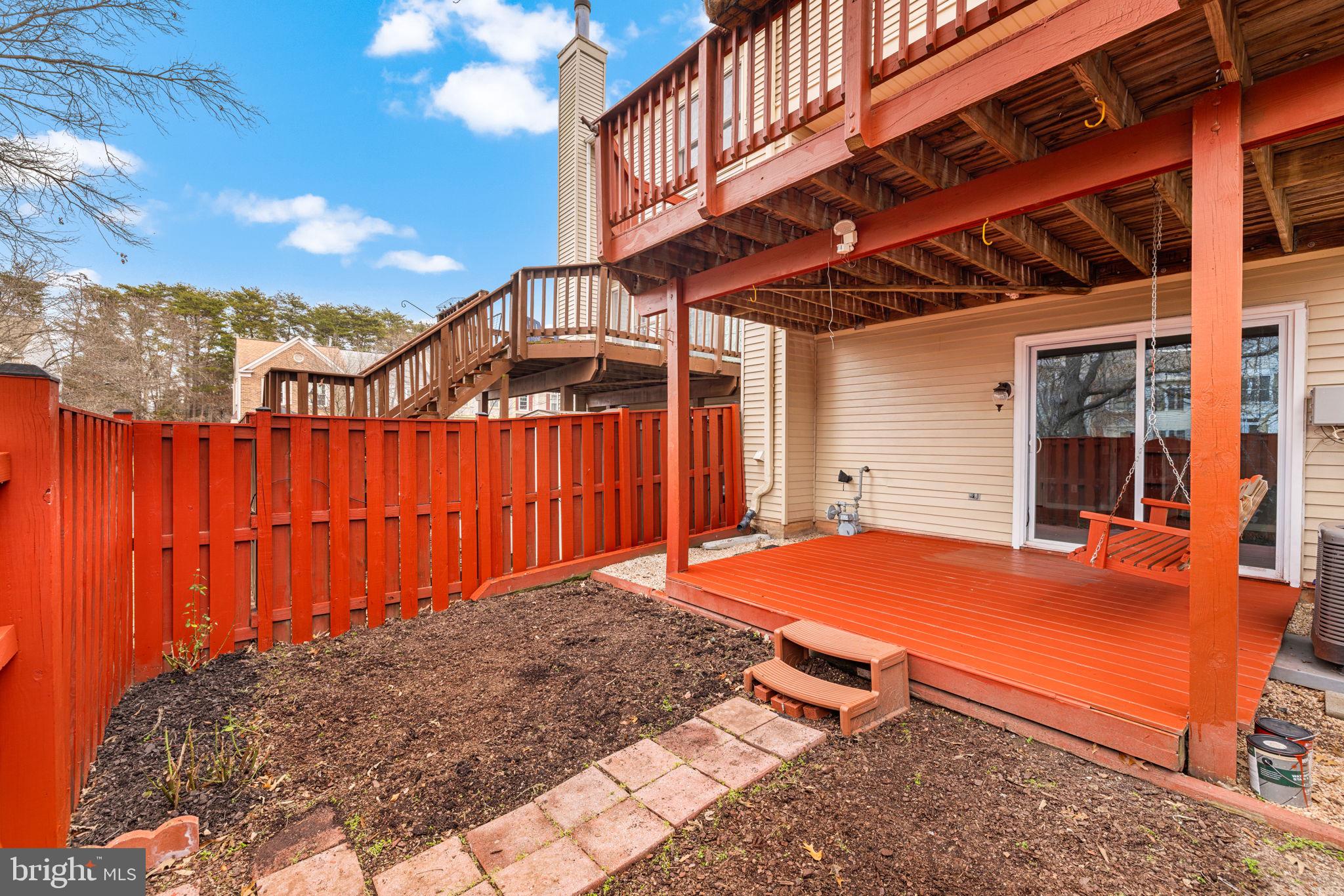 43861 Laburnum Square Ashburn, VA 20147 - Photo 45 of 46 a view of a backyard with a patio