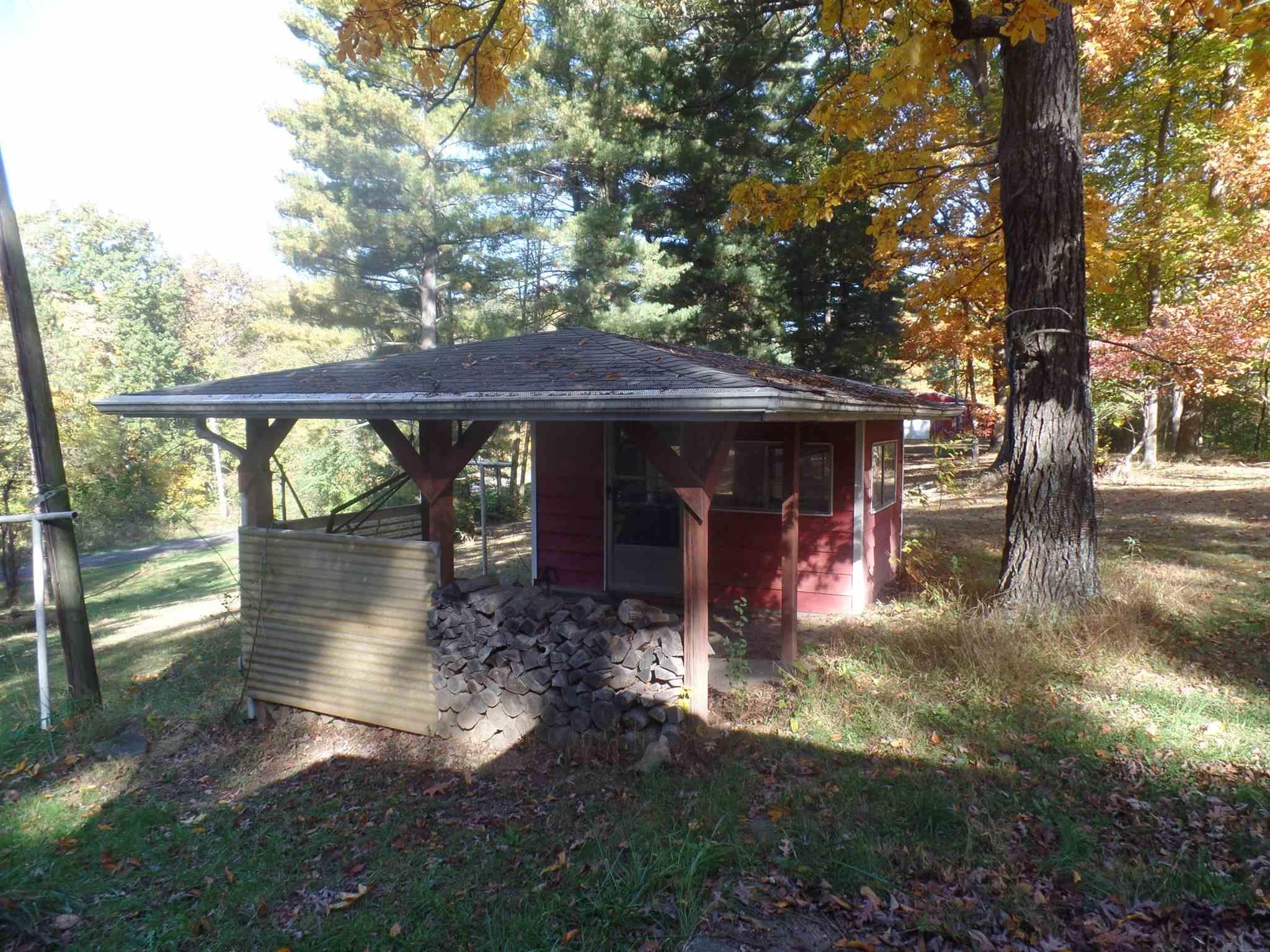 6895 South Doans Road Bloomfield, IN 47424 - Photo 17 of 29 Gallery Image 17