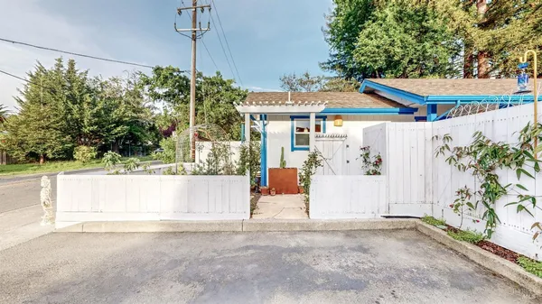$575,000 | 9011 Donald Street, Graton, CA 95444