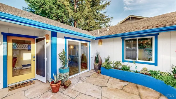 $575,000 | 9011 Donald Street, Graton, CA 95444
