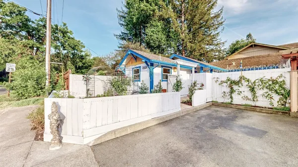 $575,000 | 9011 Donald Street, Graton, CA 95444