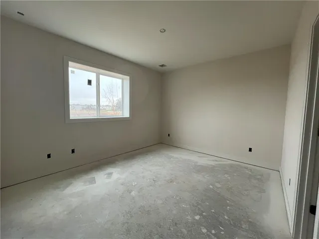 $639,900 | 16928 South Brentwood Street, Olathe, KS 66062