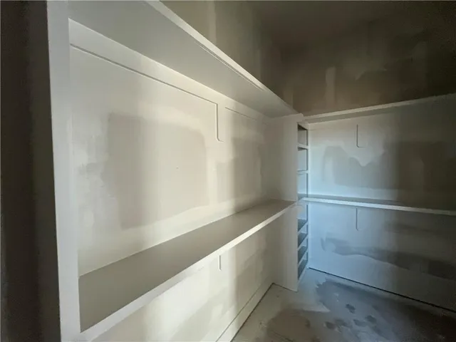 $639,900 | 16928 South Brentwood Street, Olathe, KS 66062