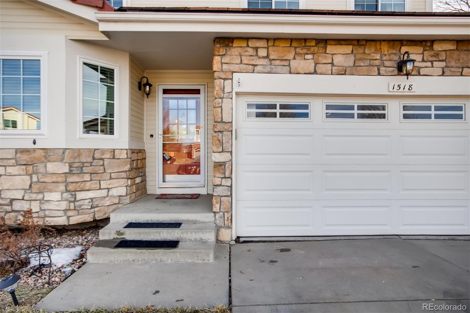 1518 Spring Water Way Highlands Ranch, CO 80129 - Photo 3 of 26