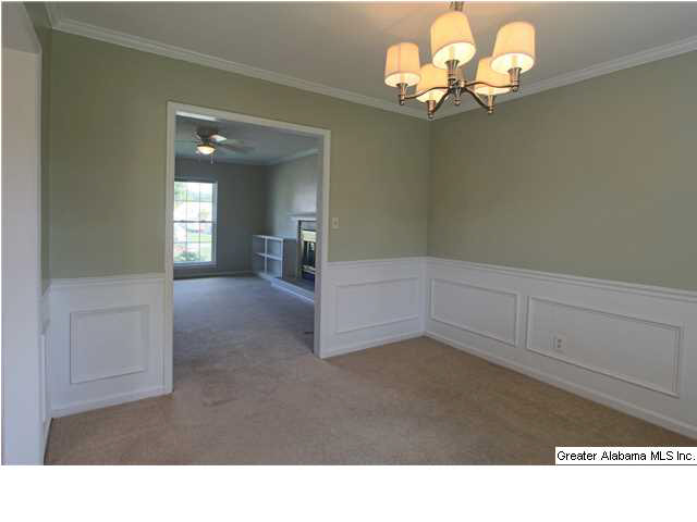 136 Bluegrass Drive Alabaster, AL 35007 - Photo 5 of 21