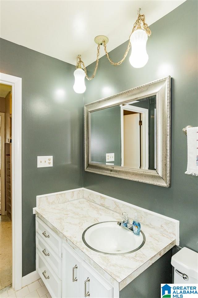 744 Crest Lane Birmingham, AL 35209 - Photo 16 of 43