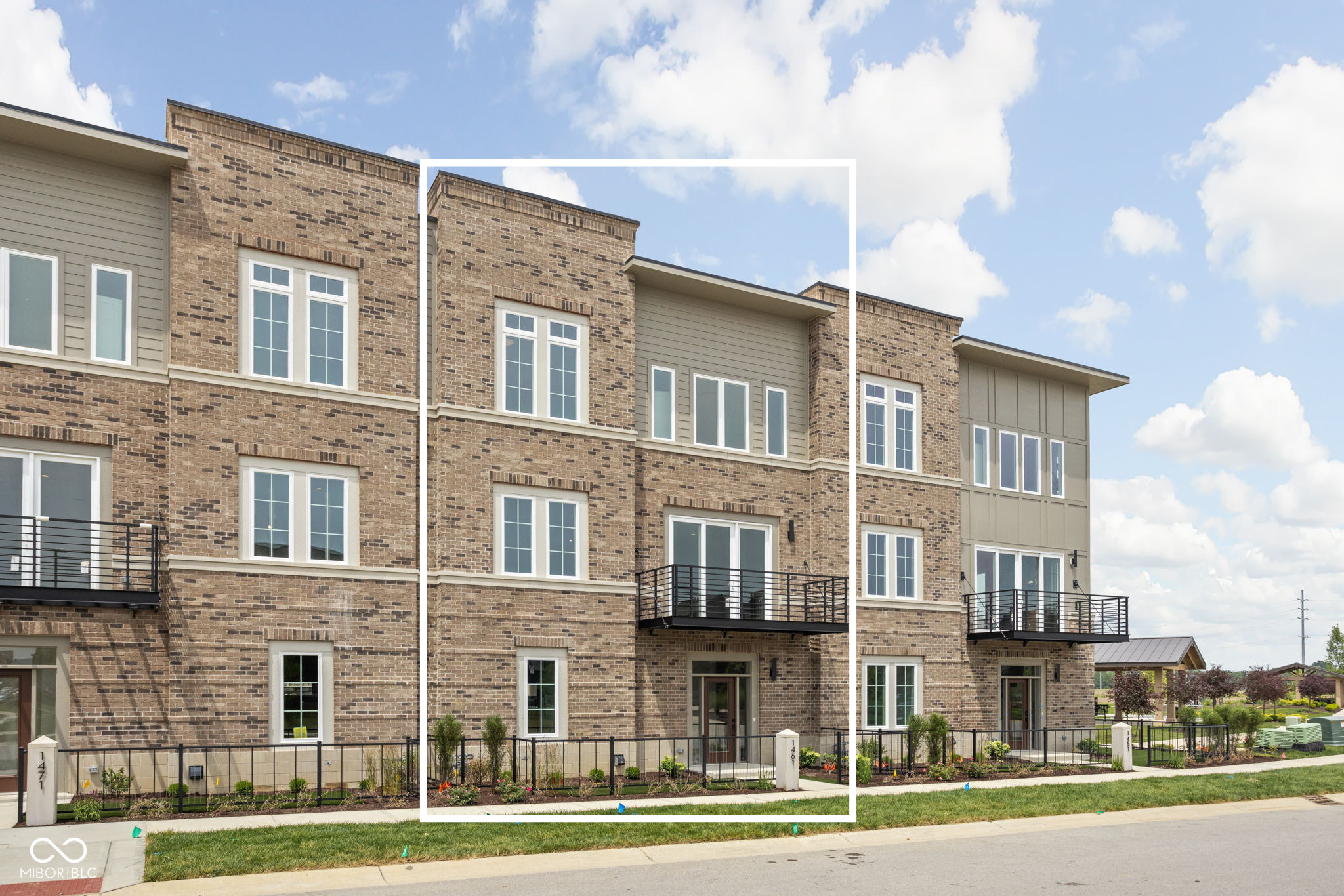 1461 Whistle Way Westfield, IN 46074 - Photo 2 of 28