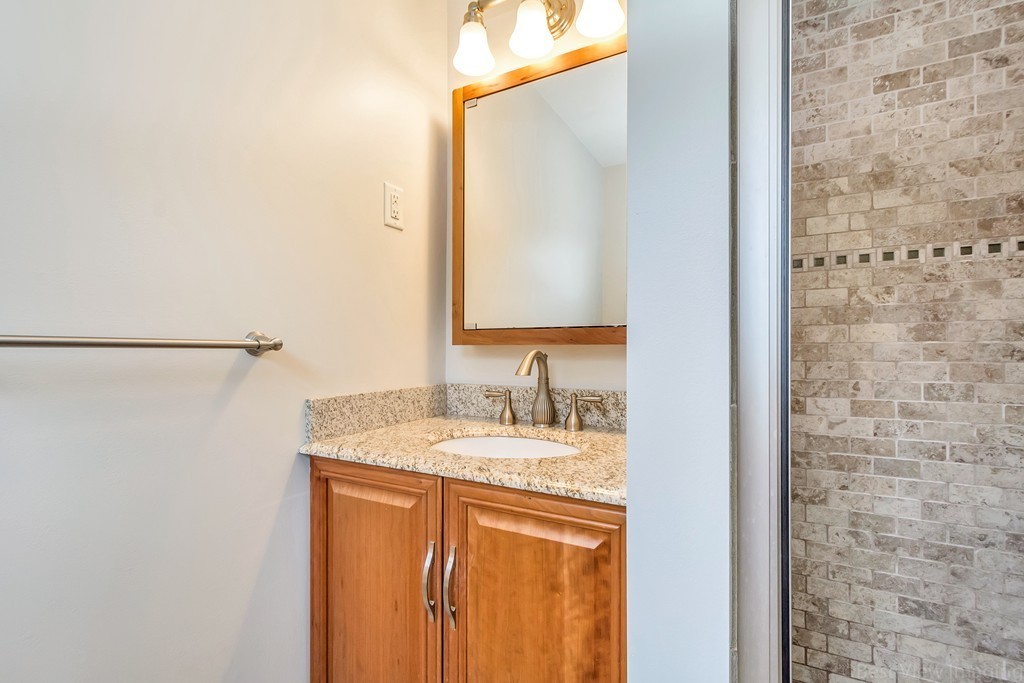 84 Valentine Road Northborough, MA 01532 - Photo 14 of 30 Gallery Image 14