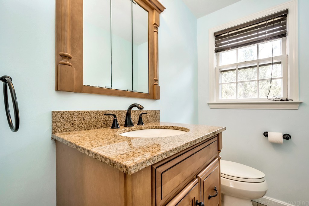 84 Valentine Road Northborough, MA 01532 - Photo 17 of 30 Gallery Image 17