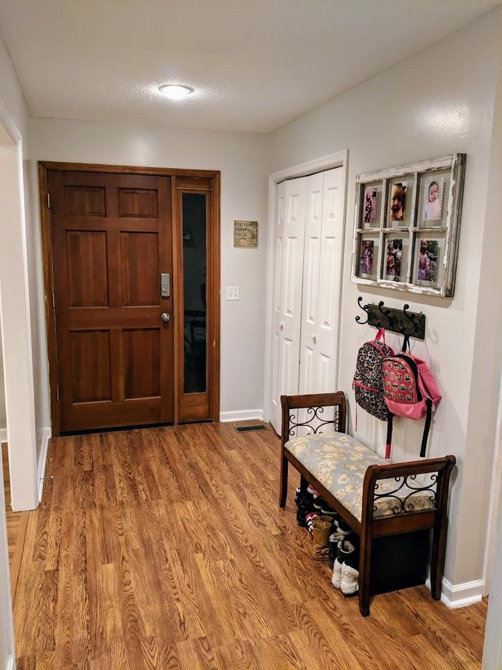 201 Short Springs Road Tullahoma, TN 37388 - Photo 3 of 24 Entry Foyer