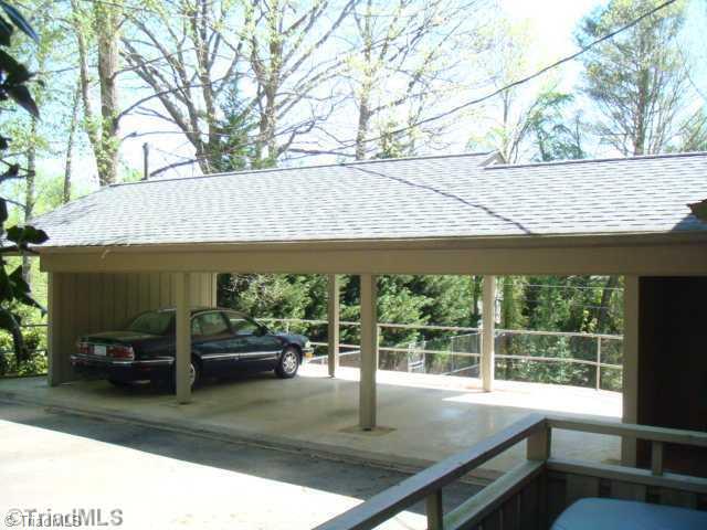 340 Robin Road Mount Airy, NC 27030 - Photo 5 of 16 Exterior Back.