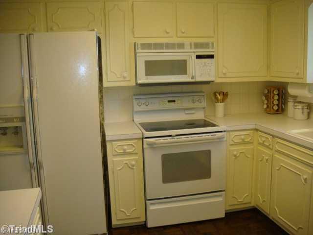 340 Robin Road Mount Airy, NC 27030 - Photo 8 of 16 Kitchen.
