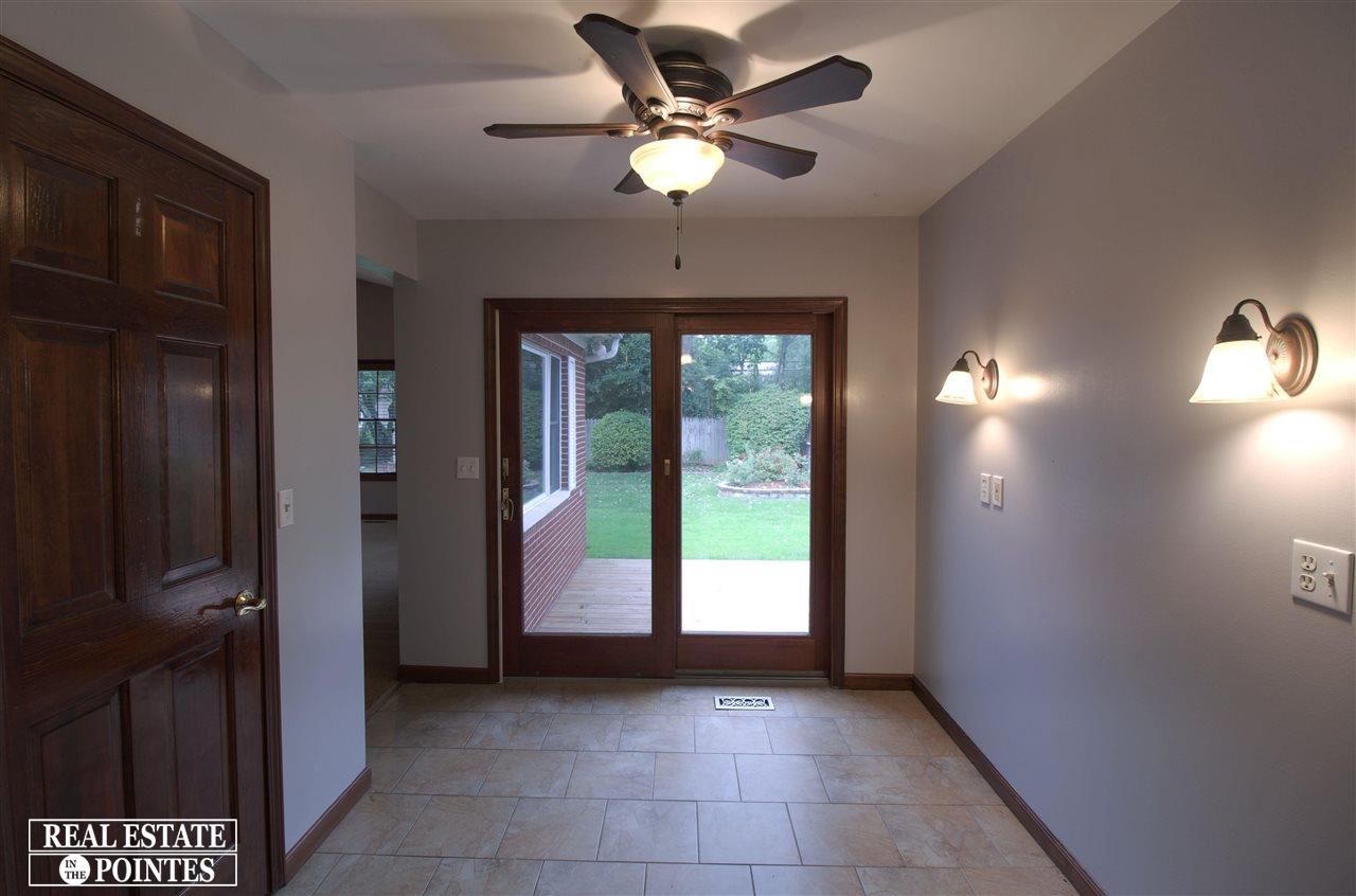 1500 North Renaud Road Grosse Pointe Woods, MI 48236 - Photo 12 of 36