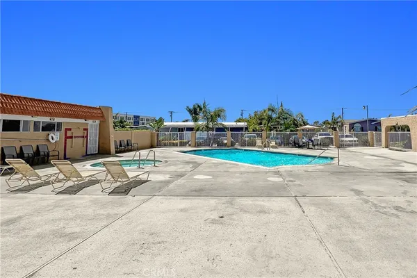 $279,000 | 8200 Bolsa, Unit 179, Midway City, CA 92655