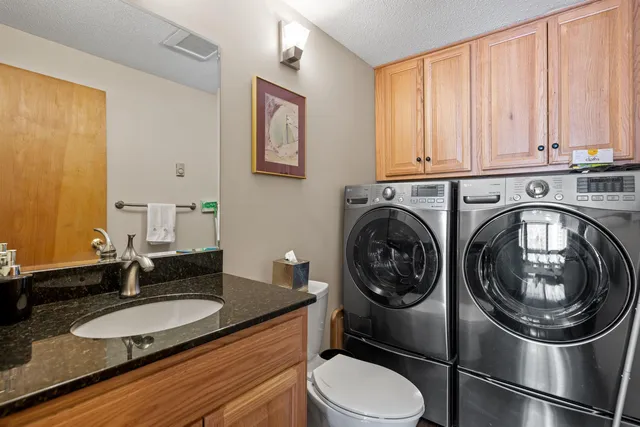 $795,000 | 32 Loonwood Drive, Unit 1, Lincoln, NH 03251