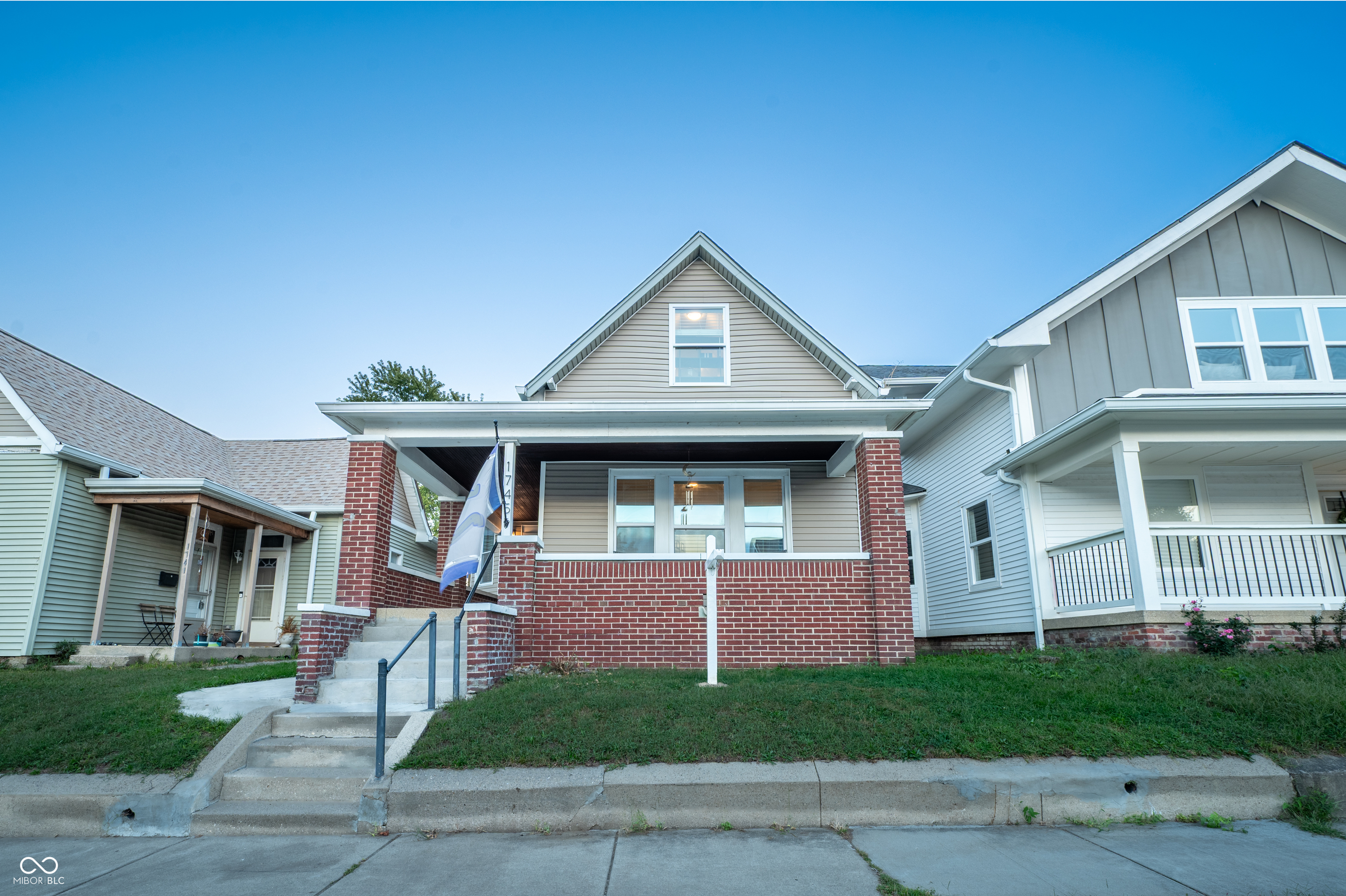 1745 Union Street Indianapolis, IN 46225 - Photo 1 of 25
