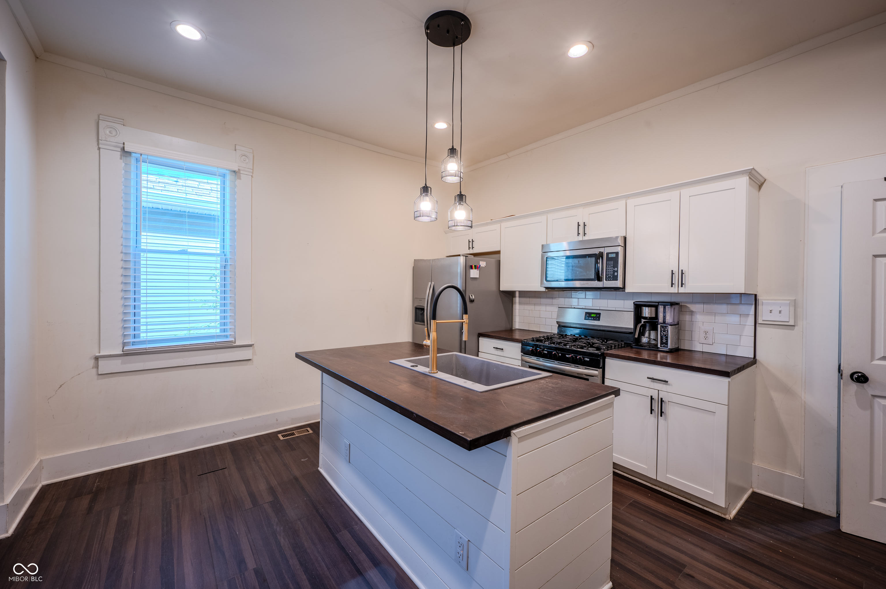 1745 Union Street Indianapolis, IN 46225 - Photo 12 of 25