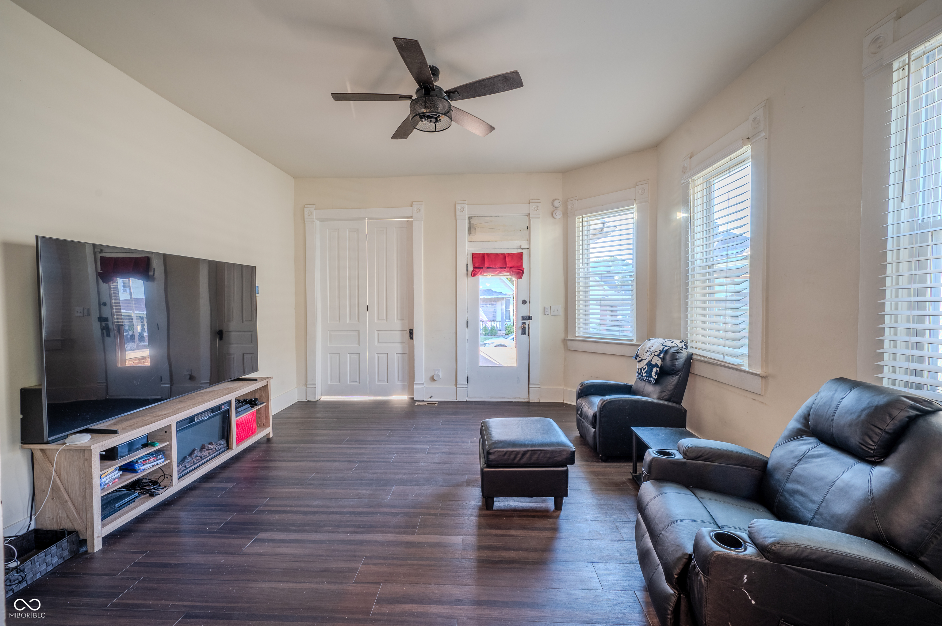 1745 Union Street Indianapolis, IN 46225 - Photo 10 of 25