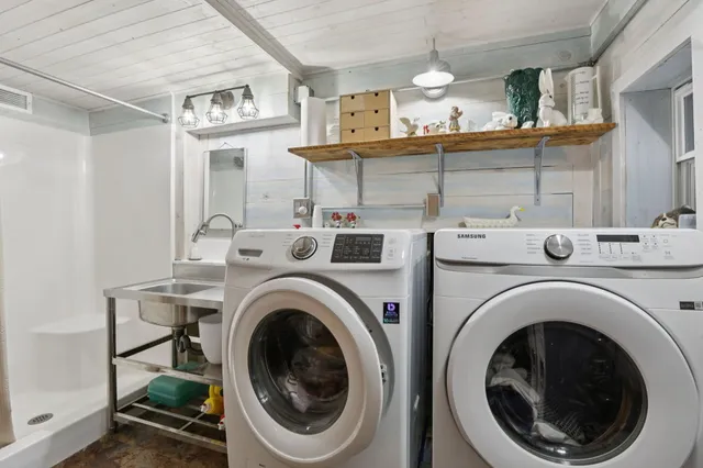 $289,000 | 239 Nelson Street, Sharon, WI 53585