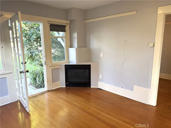 $2,200 | 509 Electric Avenue, Seal Beach, CA 90740