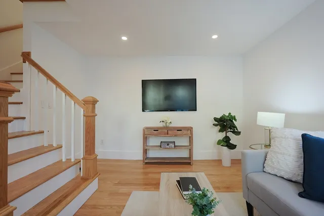 $849,900 | 3 Arlington Street, Amesbury, MA 01913