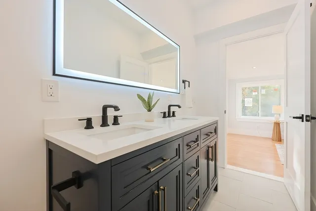 $849,900 | 3 Arlington Street, Amesbury, MA 01913