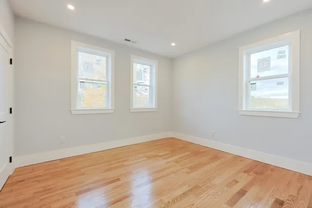 $849,900 | 3 Arlington Street, Amesbury, MA 01913