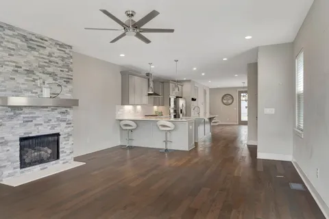 $499,000 | 2112 11th Avenue North, Unit A, Nashville, TN 37208