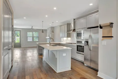 $499,000 | 2112 11th Avenue North, Unit A, Nashville, TN 37208