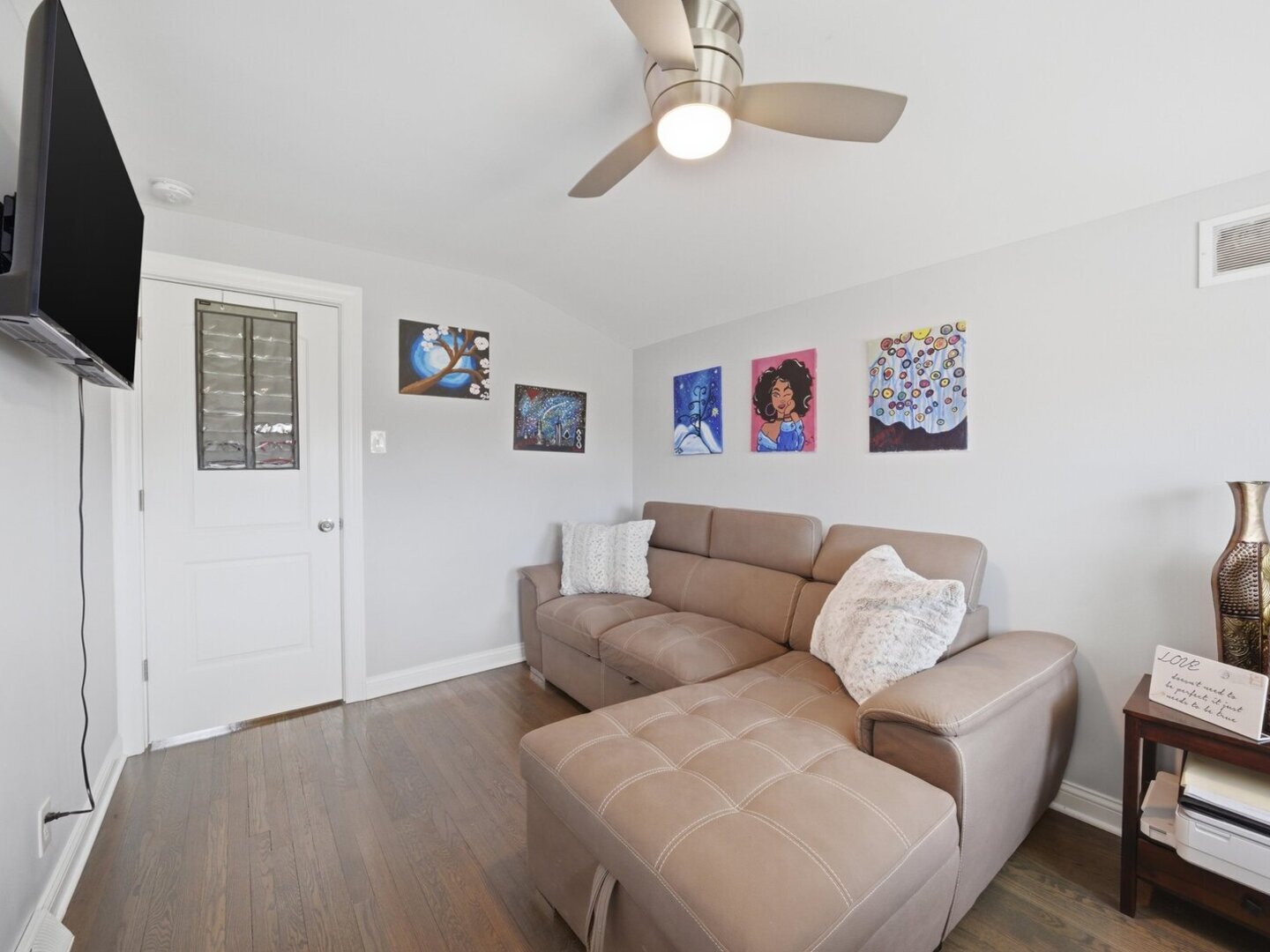 18441 Marshfield Avenue Homewood, IL 60430 - Photo 23 of 49 a living room with furniture and a flat screen tv