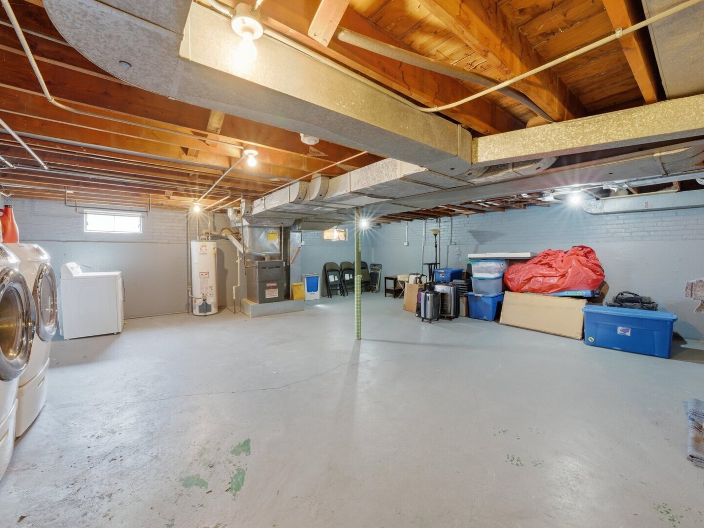 18441 Marshfield Avenue Homewood, IL 60430 - Photo 36 of 49 a big room with an empty space