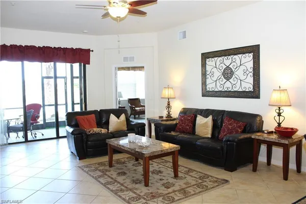 $6,500 | 10542 Smoke House Bay Drive, Unit 101, Naples, FL 34120