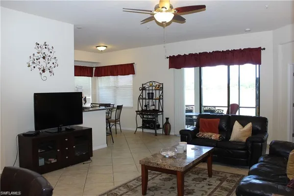 $6,500 | 10542 Smoke House Bay Drive, Unit 101, Naples, FL 34120