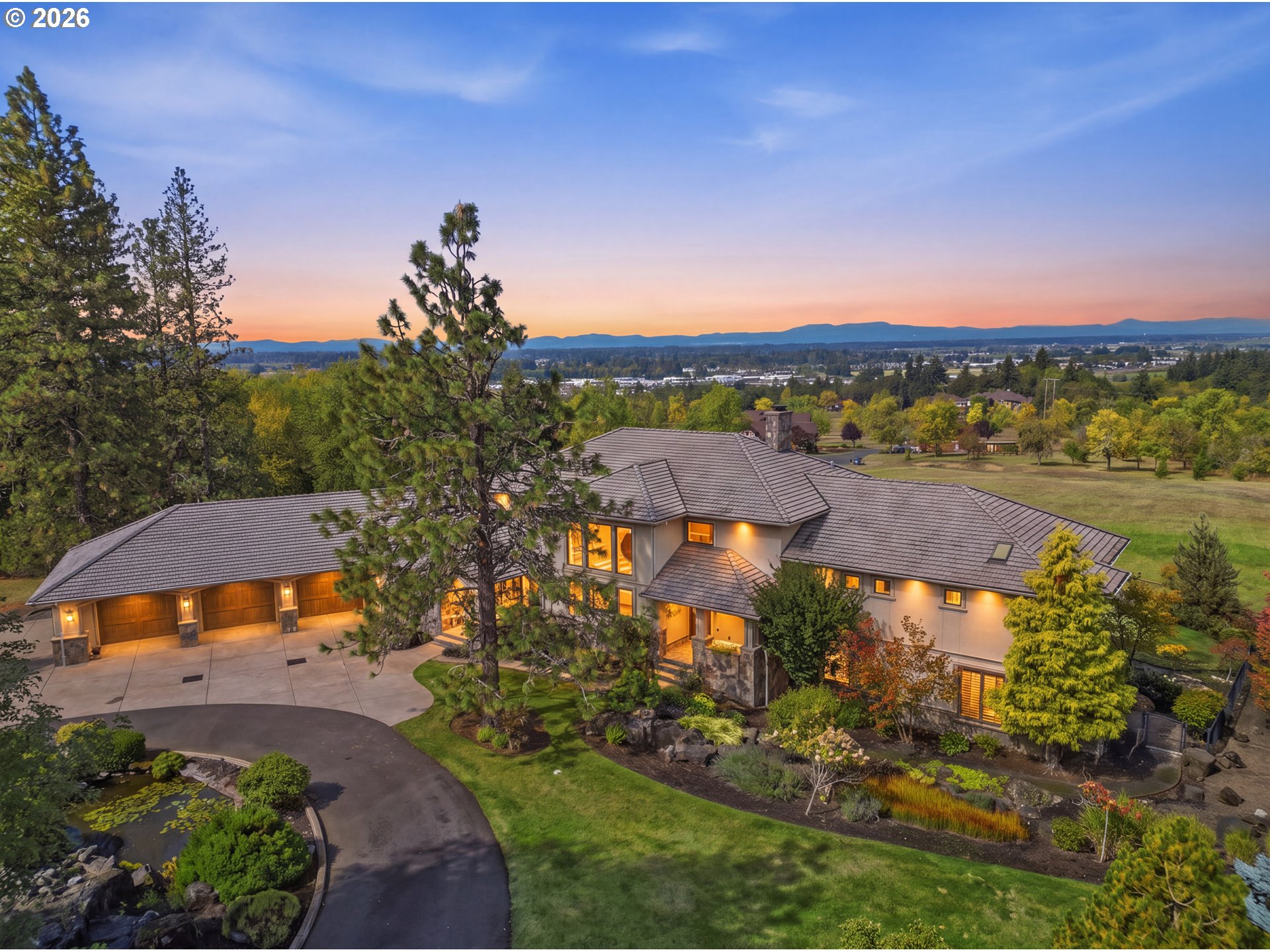 90747 Diamond Ridge Loop Eugene, OR 97408 - Photo 1 of 44 Gallery Image 1