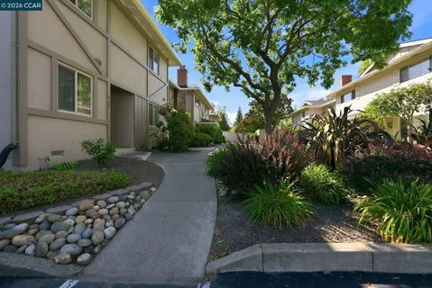 $685,000 | 30 Miramonte Drive, Moraga, CA 94556