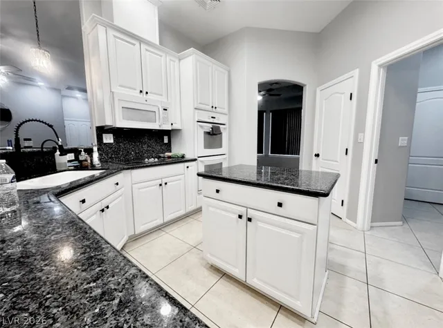 $649,900 | 880 North Benson Circle, Pahrump, NV 89060