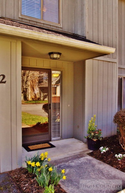 198-12 Meadow Ridge Road, Unit 12 Boone, NC 28607 - Photo 2 of 36 Gallery Image 2