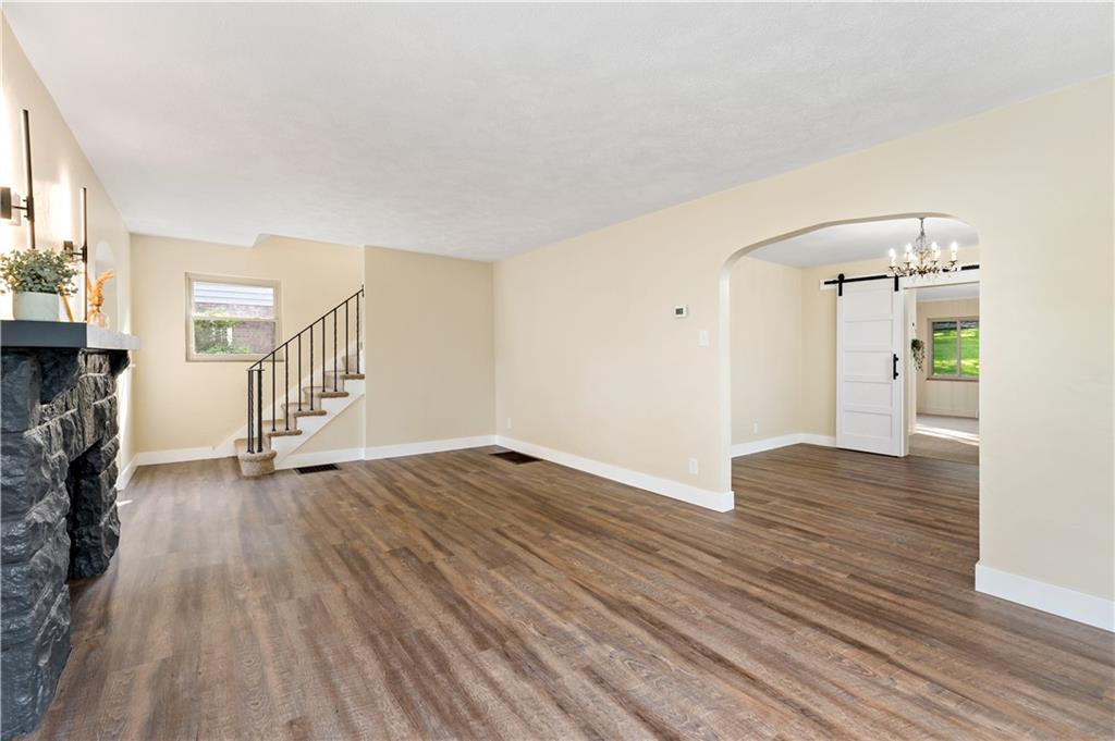 4649 Rolling Hills Road Pittsburgh, PA 15236 - Photo 8 of 31 Gallery Image 8