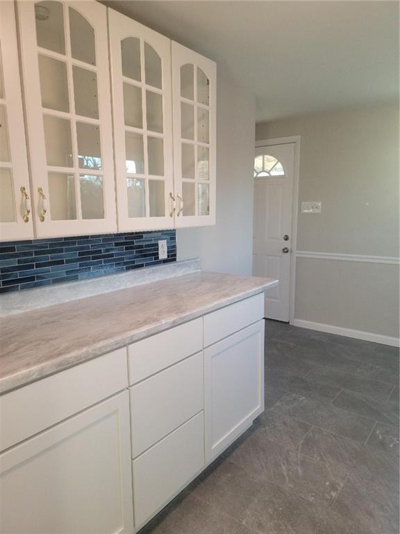 3525 Oakleaf Road Pittsburgh, PA 15227 - Photo 6 of 18 Gallery Image 6
